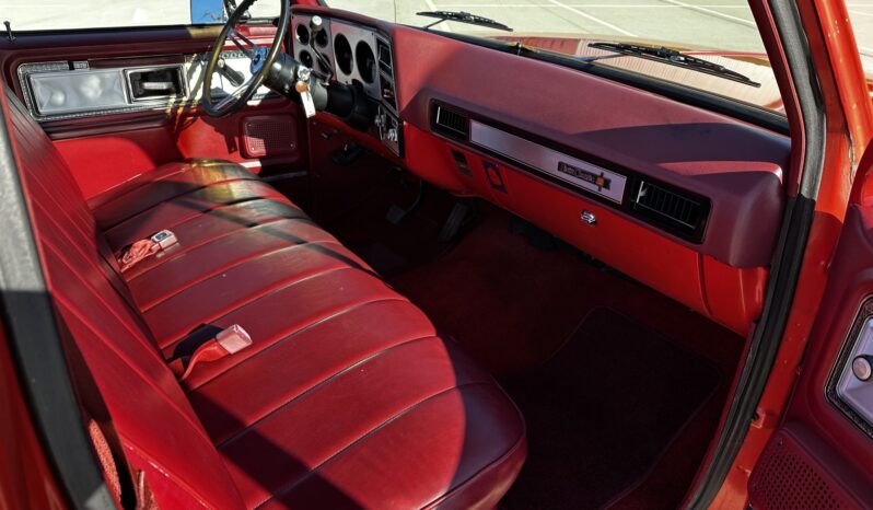 
								1980 GMC C1500 Sierra Classic full									