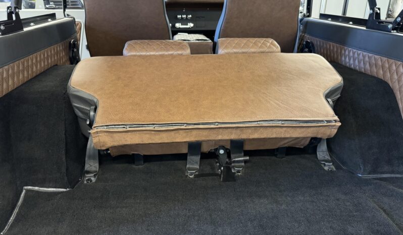 
								1971 Ford Bronco 302 full									