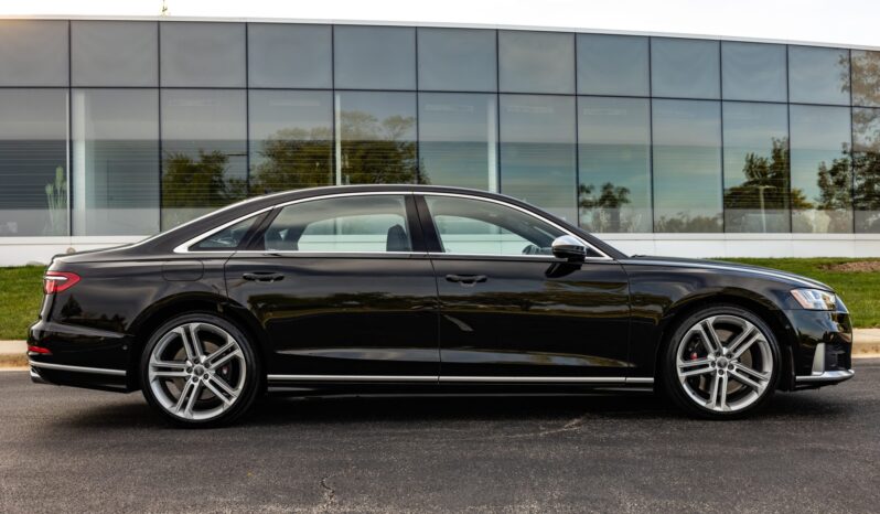 
								2020 Audi S8 full									