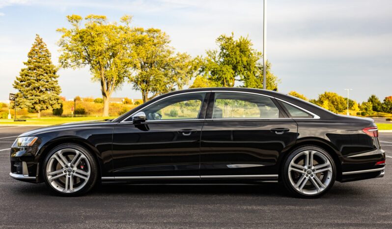 
								2020 Audi S8 full									