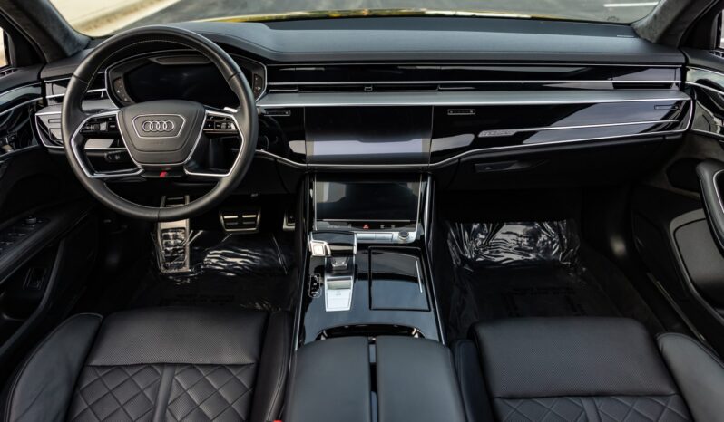 
								2020 Audi S8 full									
