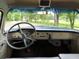 										1957 Chevrolet Suburban Carryall full									