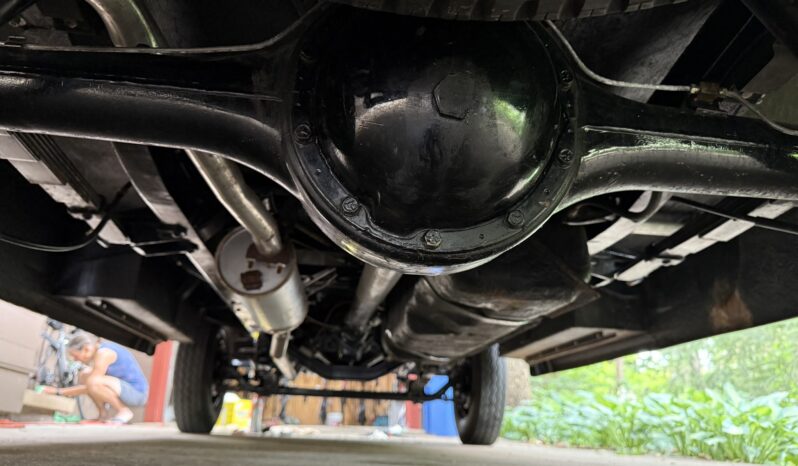 								1957 Chevrolet Suburban Carryall full									