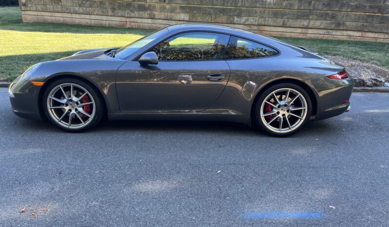 								2012 Porsche 911 Carrera S Coupe full									