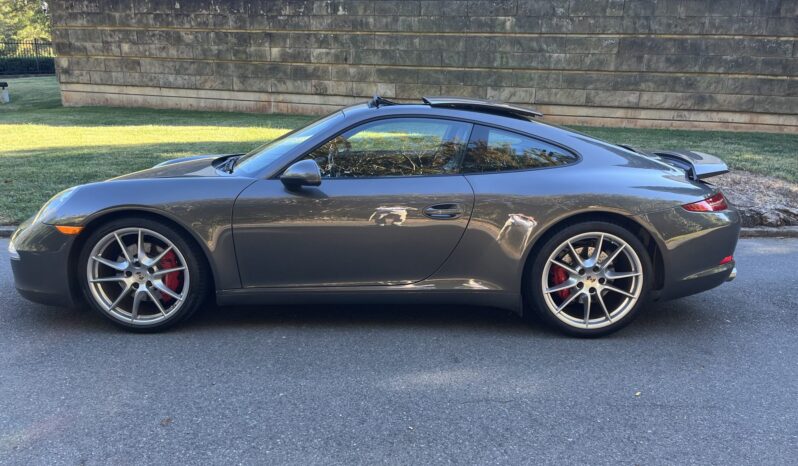 								2012 Porsche 911 Carrera S Coupe full									