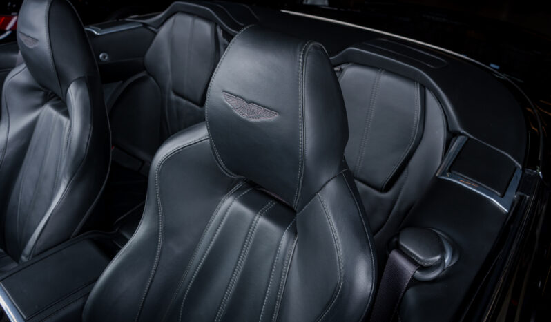 								2014 Aston Martin DB9 Volante full									