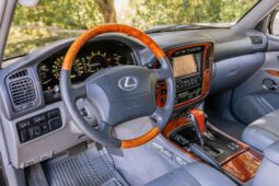 
										2002 Lexus LX470 full									