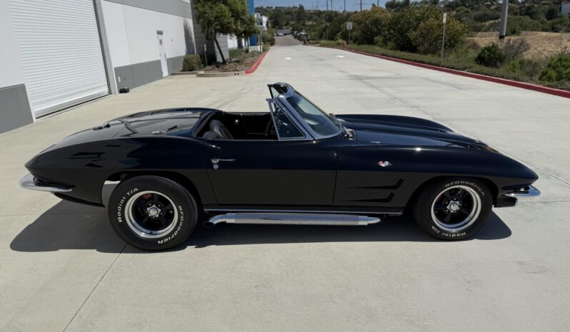 
								1964 Chevrolet Corvette Convertible 5-Speed full									