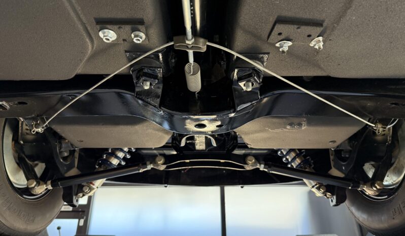 
								1964 Chevrolet Corvette Convertible 5-Speed full									