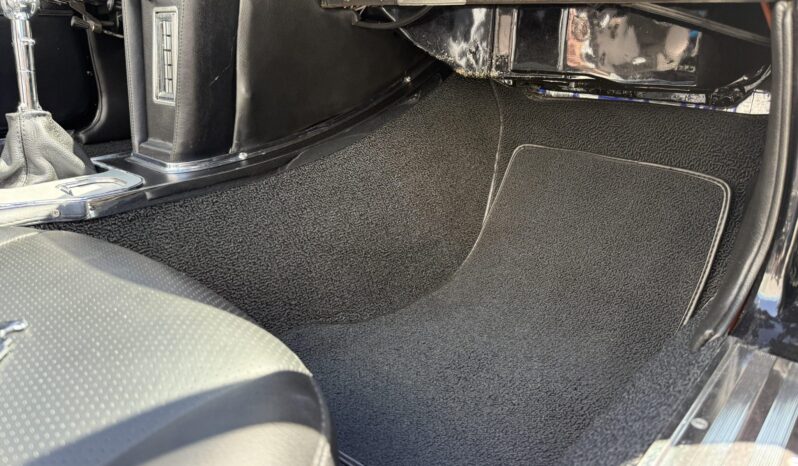 
								1964 Chevrolet Corvette Convertible 5-Speed full									