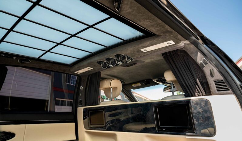 
								2008 Maybach 62S Partition full									