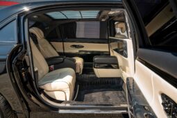 
										2008 Maybach 62S Partition full									