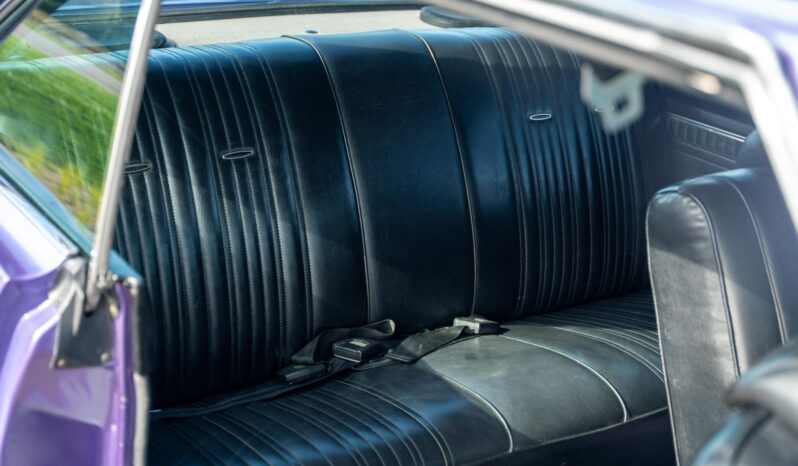 
								1971 Dodge Dart Swinger full									