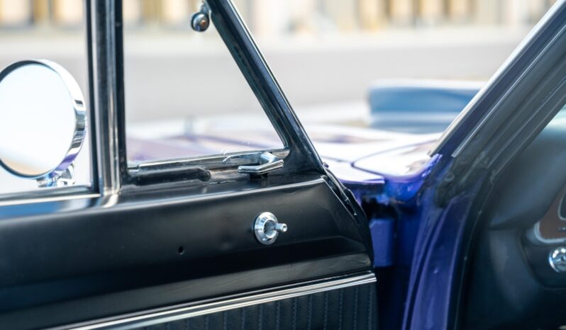 
								1971 Dodge Dart Swinger full									