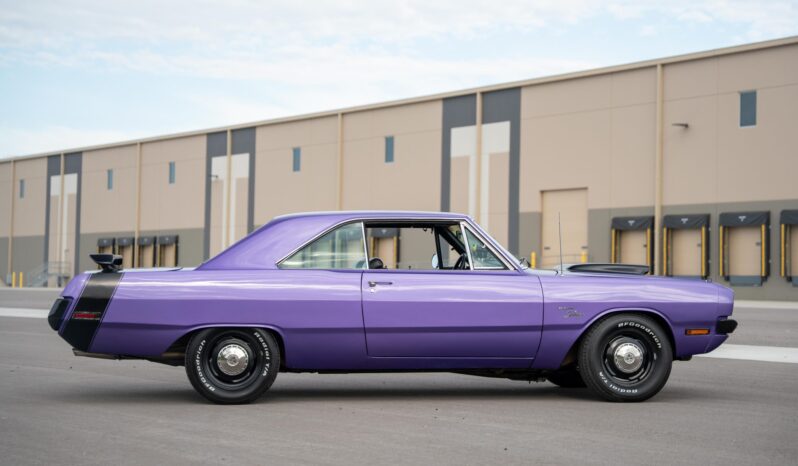 
								1971 Dodge Dart Swinger full									