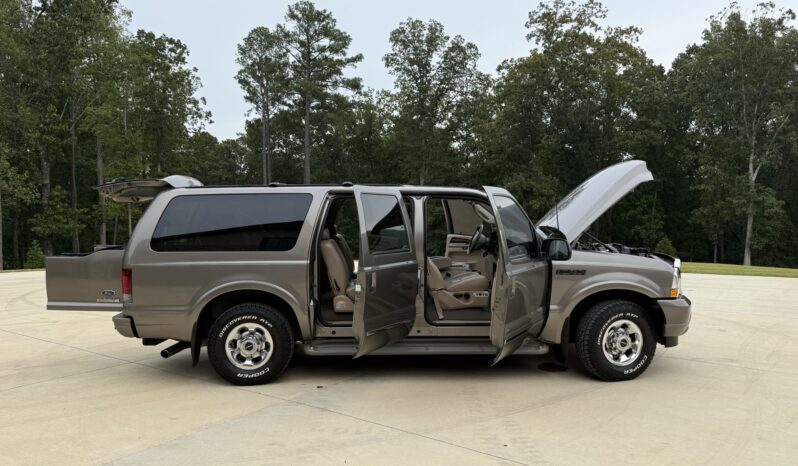 								2003 Ford Excursion Limited full									