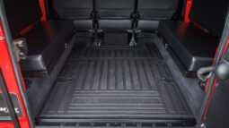 
										1984 Land Rover 110 full									