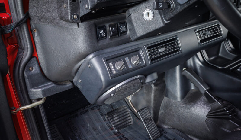 
								1984 Land Rover 110 full									