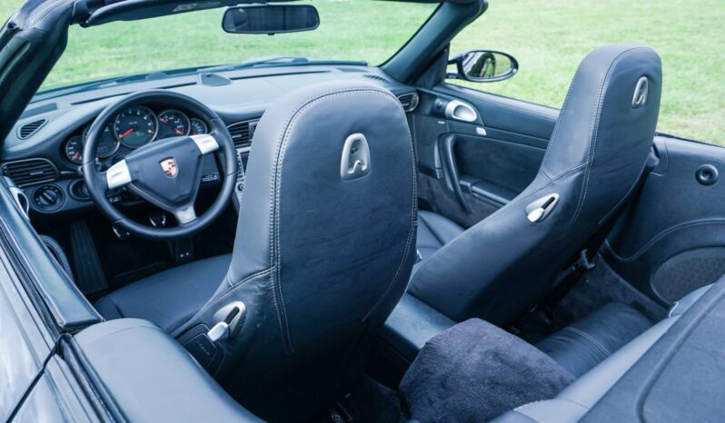 
								2005 Porsche 911 Carrera Cabriolet 6-Speed full									