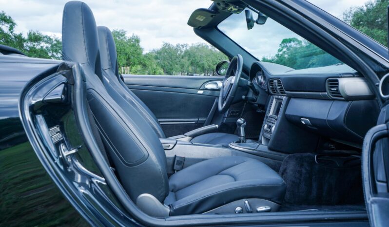 
								2005 Porsche 911 Carrera Cabriolet 6-Speed full									