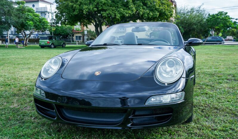 
								2005 Porsche 911 Carrera Cabriolet 6-Speed full									