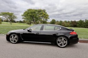 2014 Porsche Panamera 4S Executive