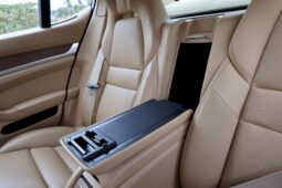 
										2014 Porsche Panamera 4S Executive full									