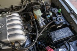 
										1999 Toyota 4Runner SR5 4WD 5-Speed full									