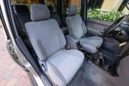 
										1999 Toyota 4Runner SR5 4WD 5-Speed full									