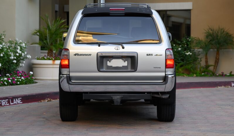
								1999 Toyota 4Runner SR5 4WD 5-Speed full									