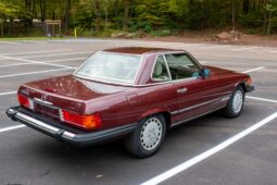 
										1988 Mercedes-Benz 560SL full									