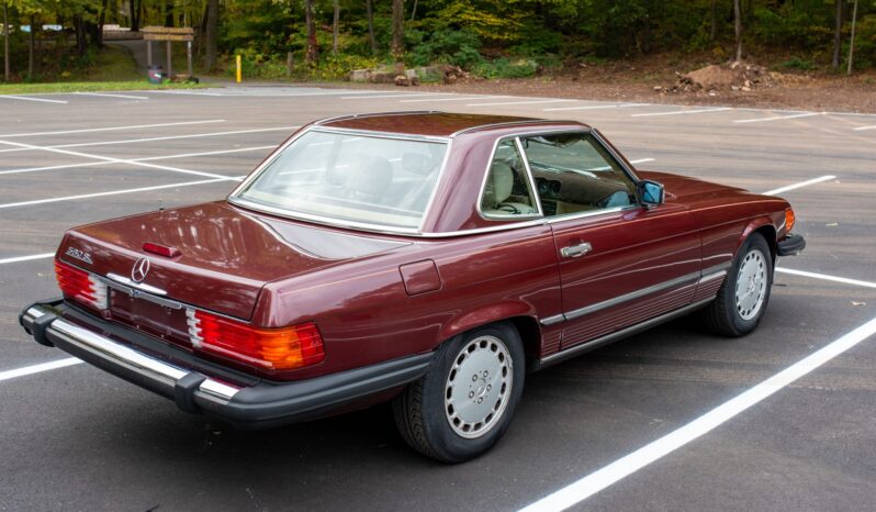 
								1988 Mercedes-Benz 560SL full									