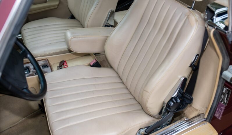 
								1988 Mercedes-Benz 560SL full									