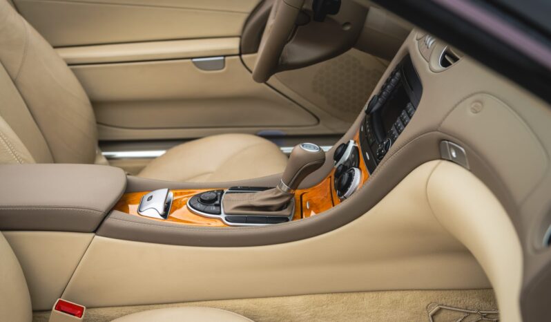 
								2007 Mercedes-Benz SL550 full									