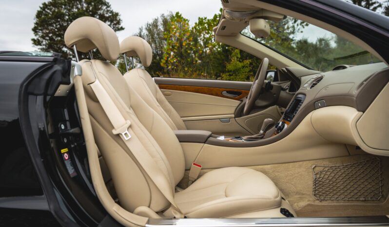 
								2007 Mercedes-Benz SL550 full									