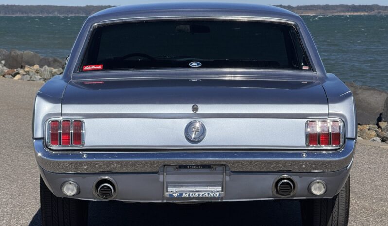 
								1966 Ford Mustang Coupe 289 3-Speed full									