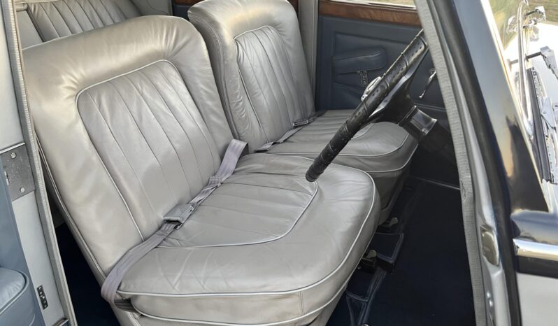 
								1952 Bentley Mark VI full									