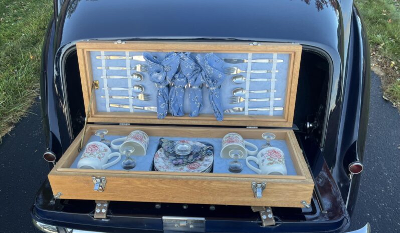 
								1952 Bentley Mark VI full									