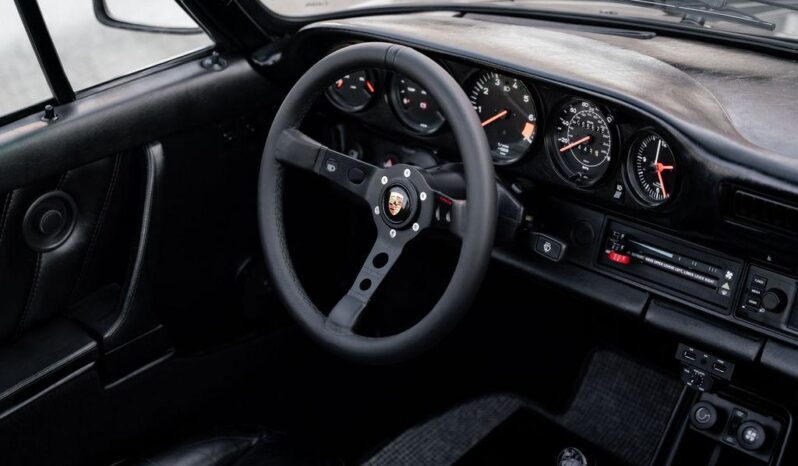 
								1985 Porsche 911 Carrera Targa 3.4L full									