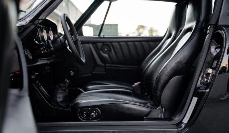 
								1985 Porsche 911 Carrera Targa 3.4L full									