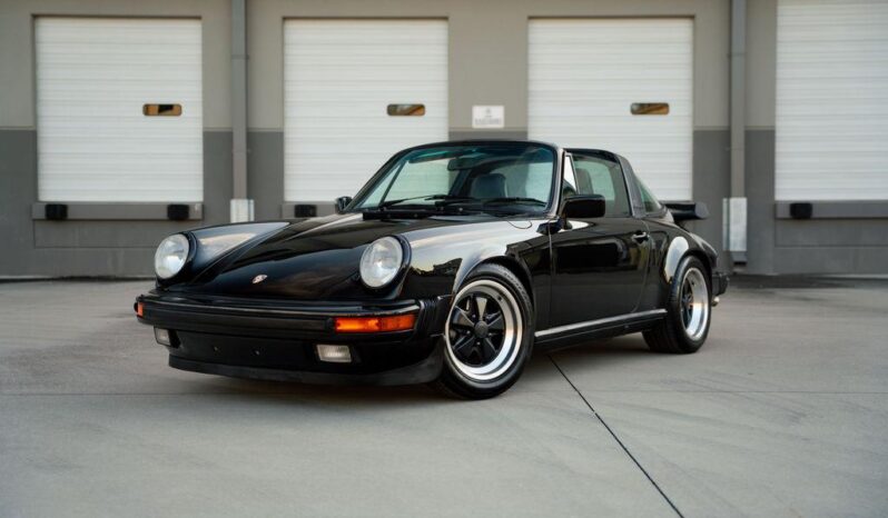 
								1985 Porsche 911 Carrera Targa 3.4L full									