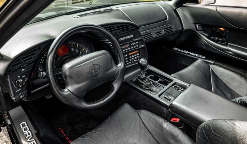 
								1996 Chevrolet Corvette Coupe 6-Speed full									