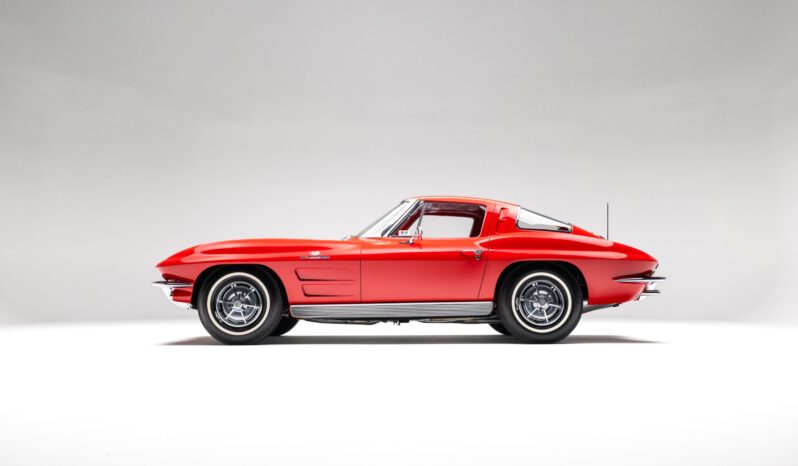 
								1963 Chevrolet Corvette Split-Window Coupe 4-Speed full									