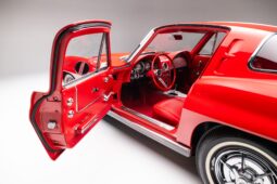 
										1963 Chevrolet Corvette Split-Window Coupe 4-Speed full									