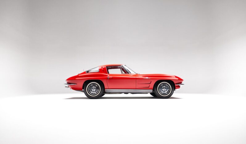 1963 Chevrolet Corvette Split-Window Coupe 4-Speed 1