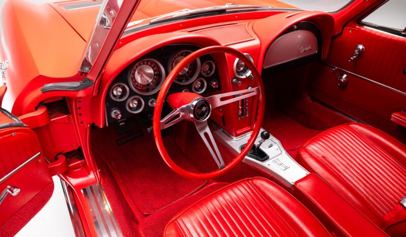 
								1963 Chevrolet Corvette Split-Window Coupe 4-Speed full									