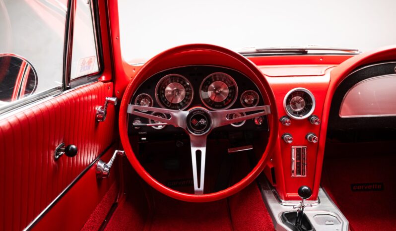 
								1963 Chevrolet Corvette Split-Window Coupe 4-Speed full									