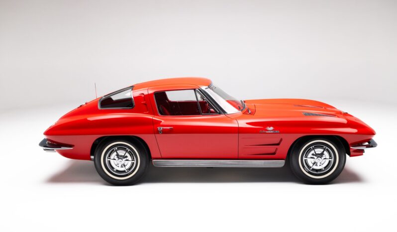 
								1963 Chevrolet Corvette Split-Window Coupe 4-Speed full									