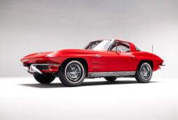 
										1963 Chevrolet Corvette Split-Window Coupe 4-Speed full									