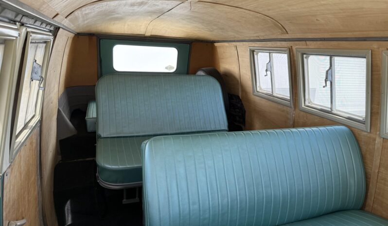 
								1963 Volkswagen Type 2 Panel Van full									